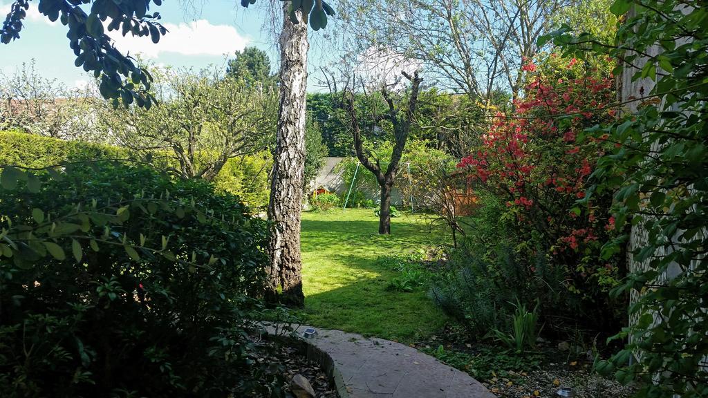 بري سور مارن Chambre Avec Jardin Pierre Curie المظهر الخارجي الصورة
